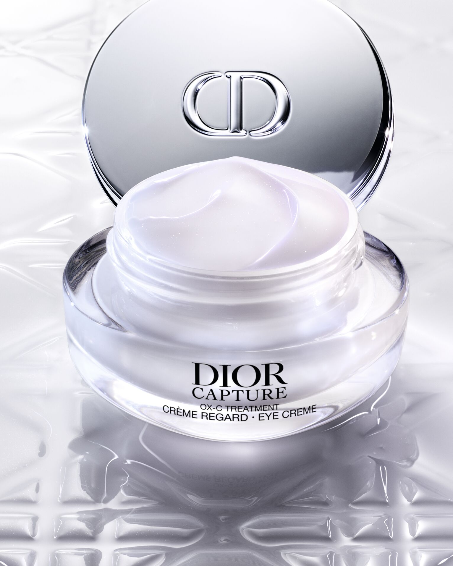 S699 CAPTURE PRO COLLAGEN SHOT S2 25 D14E CREME REGARD + TEXTURE_CROP_SW_F39.jpg